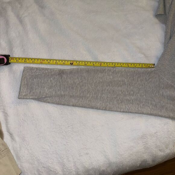 Chicos Women’s Cardigan Sweater Light Gray Size 2 (Large) EUC - Picture 10 of 11